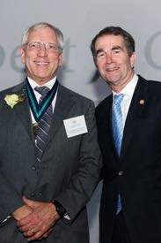 Virginia Governor Ralph Northam (R) congratulates VIMS professor Robert Orth on his selection as one of Virginia's STEM Outstanding Scientists for 2018. © R. D’Angelo/SMV.